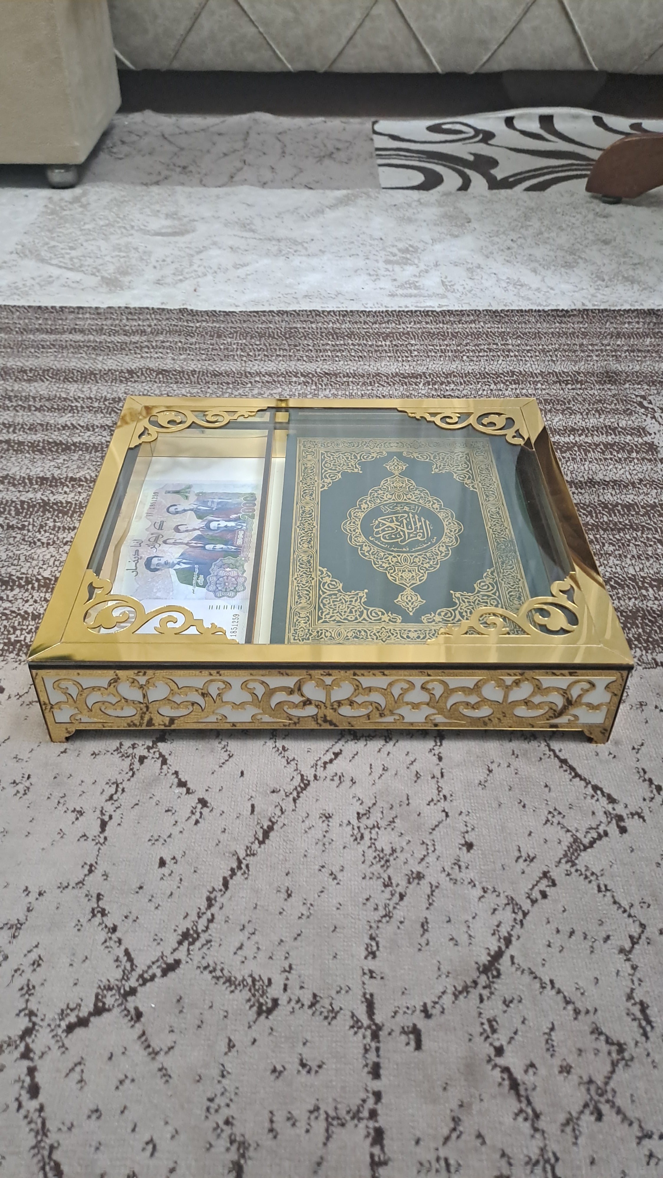 علبة عريس مهر و مصحف الشريف