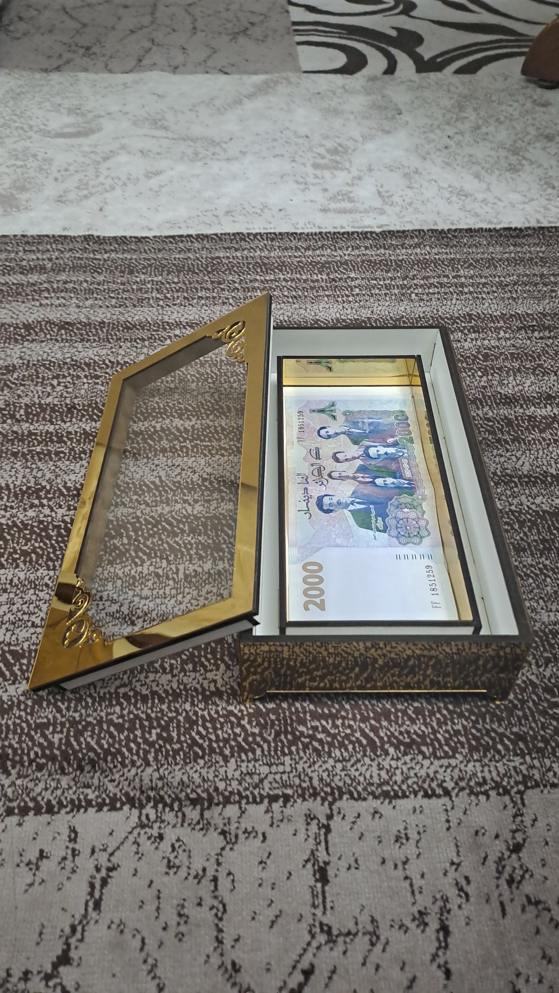 علبة عريس مهر